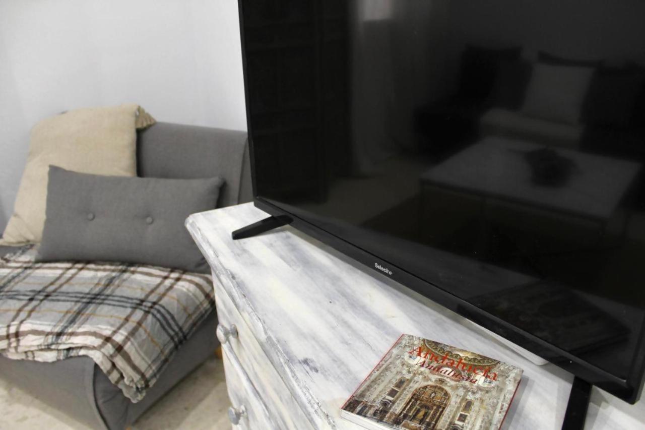 Hostfy Giralda Apartment Sevilla Exterior foto